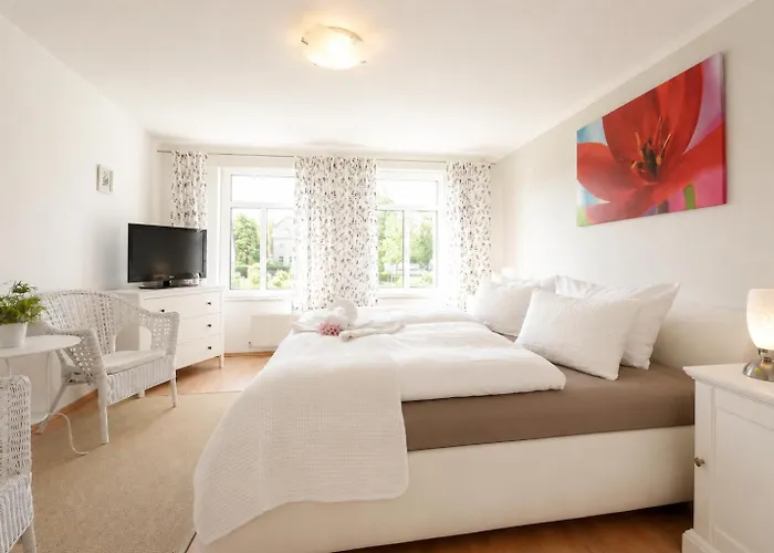 Ferienhaus für 8 Personen mit Kamin&Terrasse